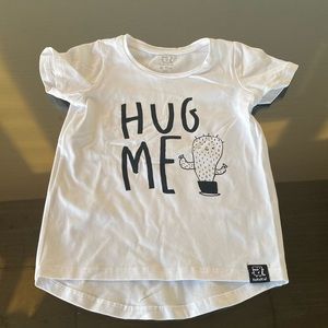 Kukukid Unisex Tee Hug Me 🌵